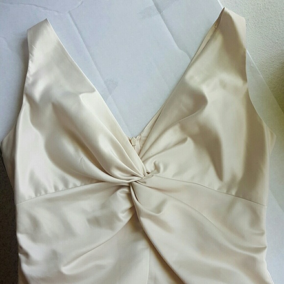 Designer evening gown - Picture 3 of 4